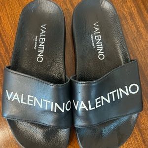 VALENTINO SLIDES SMALL SIZE